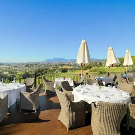 Magna Apartment Marbella